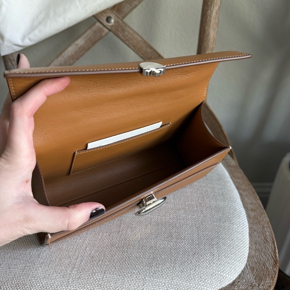 Savette symmetry pochette in saddle leather - Picture 10 of 11